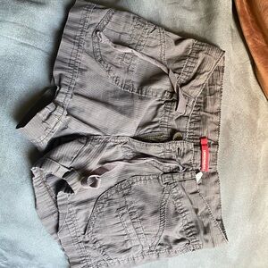 union bay cargo shorts size 0